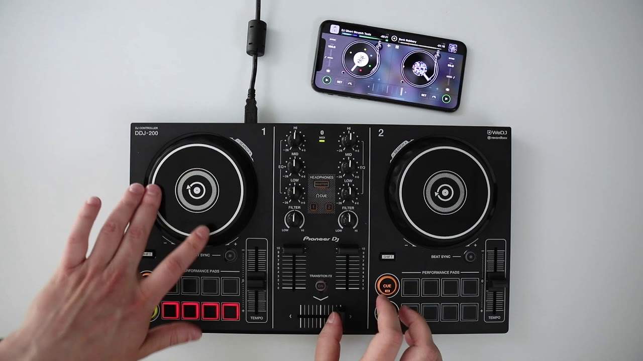 Read more about the article Dj Nunta Pret – Cum să Estimezi Costul unui DJ pentru Nunta Ta